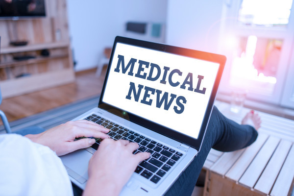 Vědci si posvítili na nežádoucí účinky léků